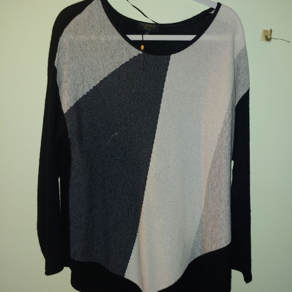 Cashmere sweater